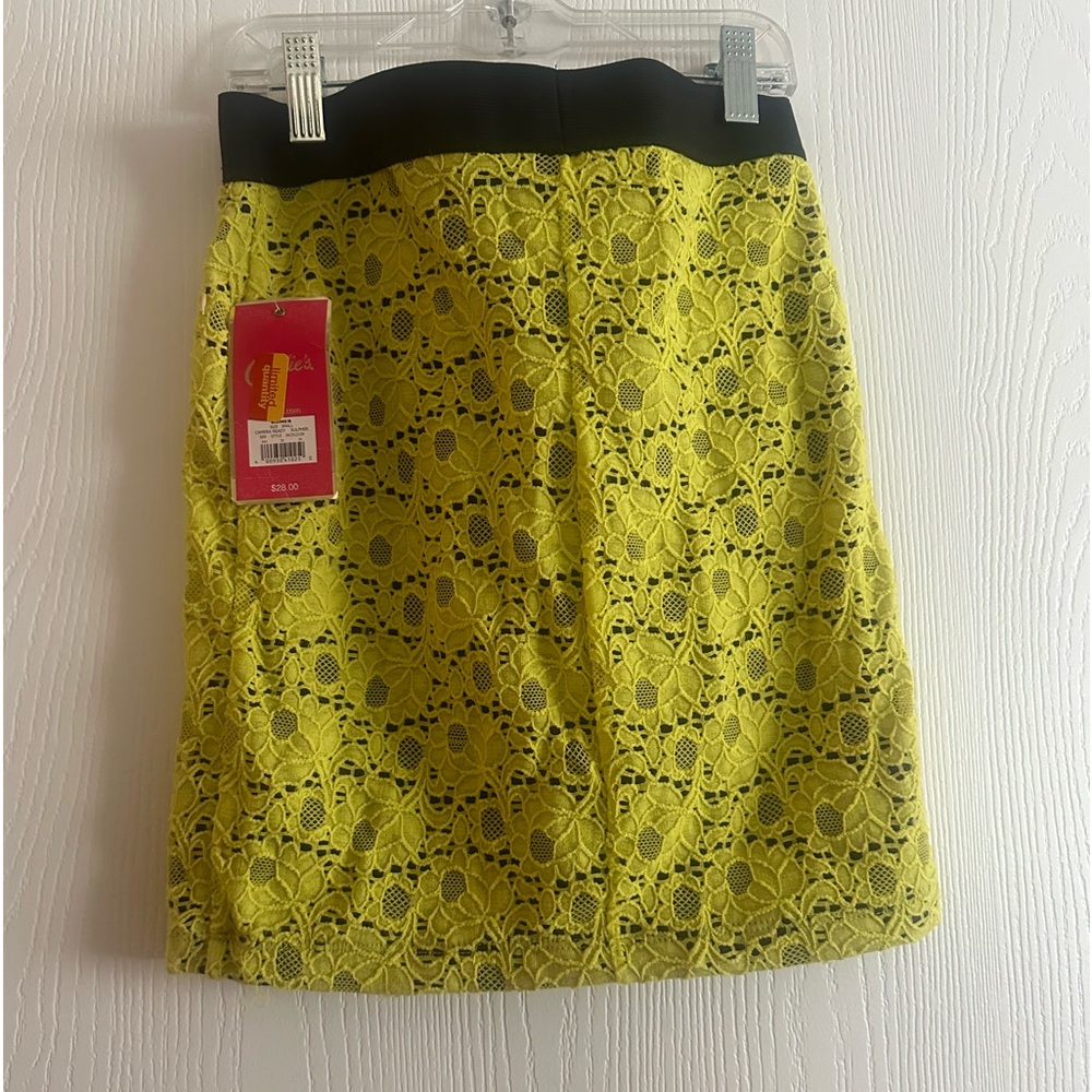 New with tags skirt
